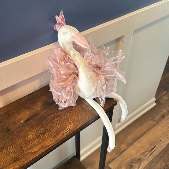 FAO Schwarz Toy Plush Petit Bon Swan 12” Plush Toy Rose Pink TuTu Shiny Crown - Picture 2 of 8